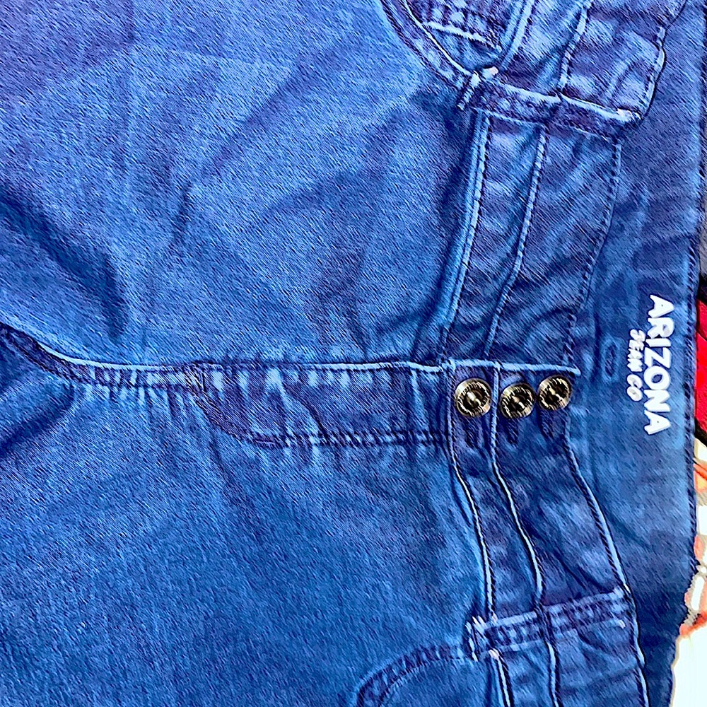 Arizona Jeans| dark washed blue| size 20 1/2|